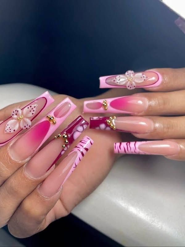 Exemple — ongles très longs